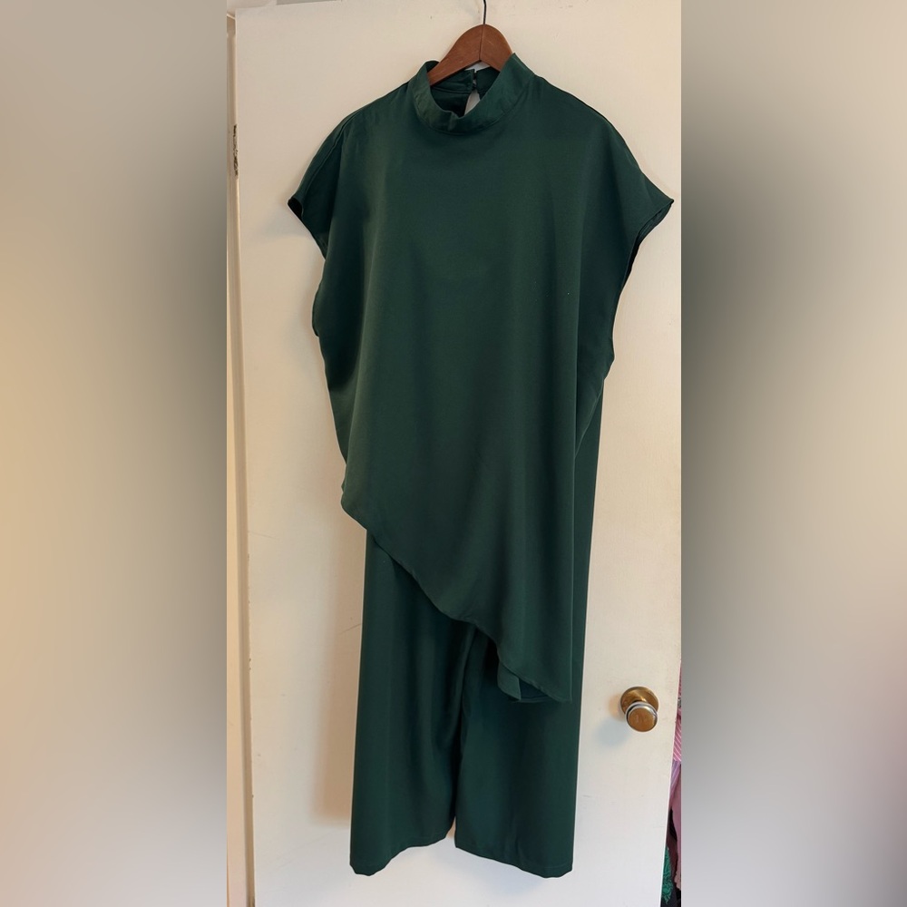 Elegant Green Women's Pantsuit